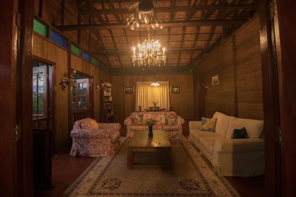 De Serenity - Exclusive Jungle Retreat 芙蓉 客房 照片